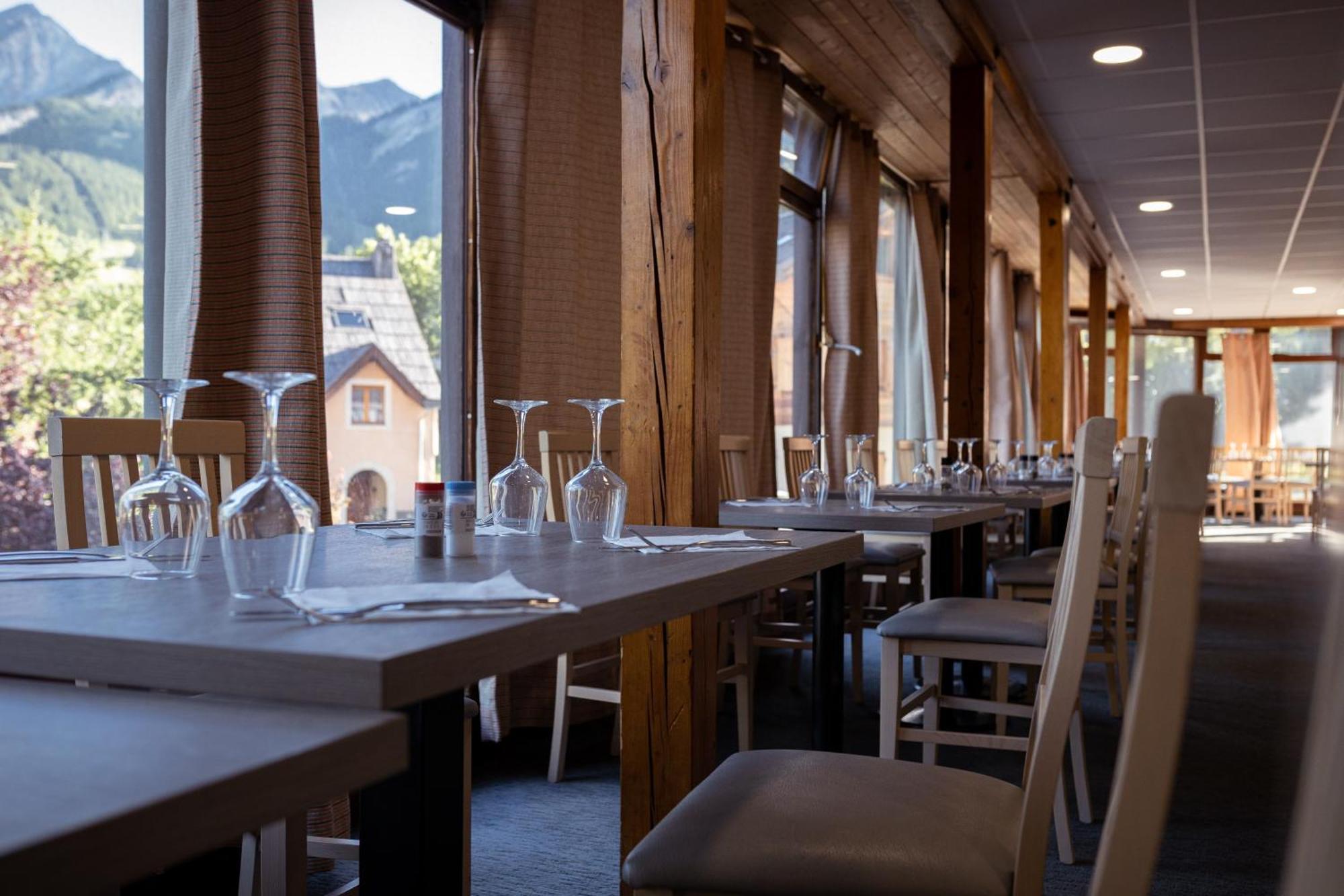 Vvf Serre Chevalier Briancon 르몬티얼레벵즈 외부 사진